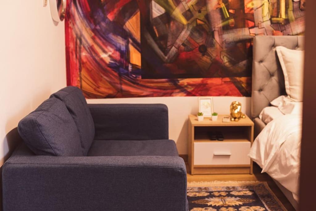 Art Studio Myslym Shyri Tirana Kültér fotó